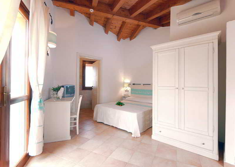 Mclub Del Golfo Hotel